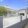 Отель Grand Hyde Park 3 Bedroom Home by RedAwning, фото 15