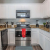 Отель Luxury Townhome Collection GrandPrairie, фото 13
