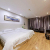 Отель Young Hotel, фото 3