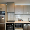 Отель Ramada Suites By Wyndham Victoria Street West, фото 3