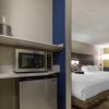 Отель Holiday Inn Express & Suites Chicago West - St Charles, фото 7