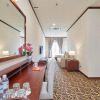 Отель OYO Home 89377 The Platinum Suites, фото 9