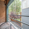 Отель Perfect Location! King Bed, Full Kitchen, Walk To Gondola 2 Bedroom Condo by RedAwning, фото 8