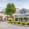 Отель Days Inn & Suites Madison, фото 1
