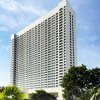 Отель The Ritz-Carlton, Millenia Singapore в Сингапуре