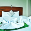 Отель Four Thirteen Suites, фото 13