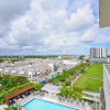 Отель Lovely Condo|Pool & Parking at Midblock, фото 17