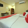 Отель OYO 43986 Tok Jah Guest House, фото 16