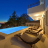 Отель Modern Villa in Cres With Pool, фото 20