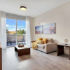 Отель Modern Resort Terrace- Up To 6 Near Beach, фото 3