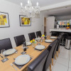 Отель Luxury 5 Bed house in Windsor, фото 12
