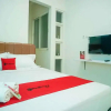 Отель RedDoorz @ Bukit Palma Surabaya, фото 6