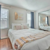 Отель Cozy South Bend Retreat < 2 Mi to Notre Dame!, фото 6