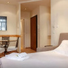 Отель Central 1 Bedroom with 2 Bathrooms, фото 4