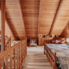 Отель 53mbr - Hot Tub - Wi-fi - Sleeps 6 1 Bedroom Home by RedAwning, фото 6