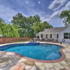 Отель San Antonio House w/ Private Pool, Spa & Grill, фото 13