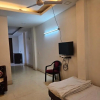 Отель Spacious 2bhk apartment, фото 6