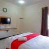 Отель RedDoorz near Balai Kota Batu 3, фото 4
