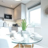 Отель Deluxe & Chic 1 & 2 Bed Apts near Heathrow, Legoland, & Windsor Slough, фото 12