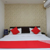 Отель RR Palace by OYO Rooms, фото 4