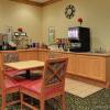 Отель Country Inn & Suites by Radisson, El Dorado, AR, фото 7