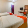 Отель Super OYO 3936 Hotel Trisula Makassar, фото 2