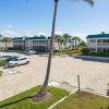 Отель Sanibel Arms West Condominiums, фото 1