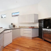 Отель Newcastle Executive Homes - Cooks Hill Cottage, фото 33