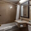 Отель Comfort Inn Toronto Airport, фото 10