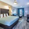 Отель Econo Lodge Inn & Suites Houston NW-Cy-Fair, фото 26