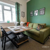 Отель Lovely 2-Bedroom Flat with Parking , Free WiFi, фото 8