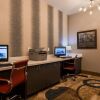 Отель Del-Mar Airport Inn & Suites, фото 6