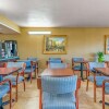 Отель Econo Lodge Inn & Suites, фото 18