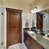 Отель Upscale Decks, Heated Garage, Near Shuttle 3 Bedroom Townhouse, фото 3