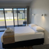 Отель Queens Beach Motor Hotel, фото 3