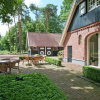 Отель Mansion with Ensuite Bathrooms, 10,000m2 Garden And Heated Terrace, Het Hulsbeek, фото 1