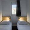 Отель Comfy Lodge With Combi-microwave, Beach at 500 m, фото 23