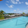 Отель Stylish 2BR a few steps to the beach with pools by Happy Address, фото 17
