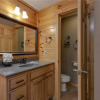 Отель Lookout Lodge - Five Bedroom Cabin, фото 10
