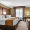 Отель Comfort Suites Plainview в Плейнвью