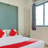 Отель Green Leaves by OYO Rooms, фото 18