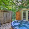 Отель 'elk Hideaway:' Ashford Cottage w/ Hot Tub!, фото 12