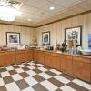 Отель Hampton Inn Canton, фото 24