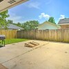 Отель Baton Rouge Game Day House w/ Chic Yard Space, фото 1