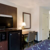 Отель Comfort Inn & Suites Alexandria West, фото 35