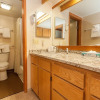 Отель Quicksilver by Summit County Mountain Retreats, фото 12