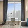 Отель Modern DT Condo Balcony Parking Gym Hot Tub, фото 8