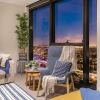 Отель Hamptons Retreat on Level 77 Skytower, фото 10