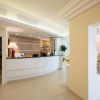 Отель International Beach Hotel, фото 2