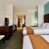 Отель Holiday Inn Express Hotel & Suites Picayune в Пикаюне